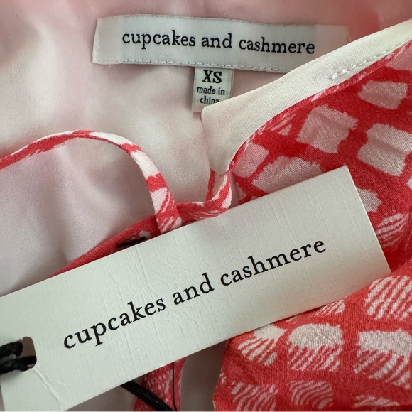 Cupcakes and Cashmere Paloma Dress Pacific Coral and White Size XS NWT - Picture 10 of 12